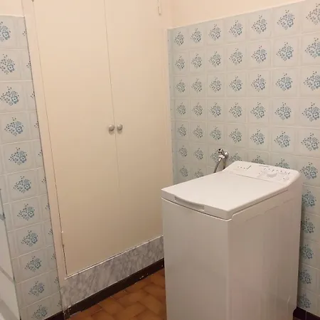 F2 Cozy Near Center And Train Station Appartamento