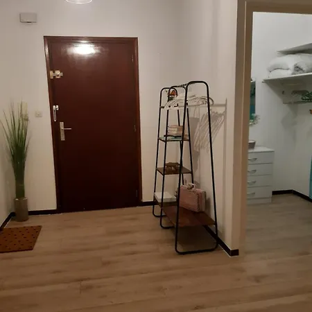F2 Cozy Near Center And Train Station Perpignan
